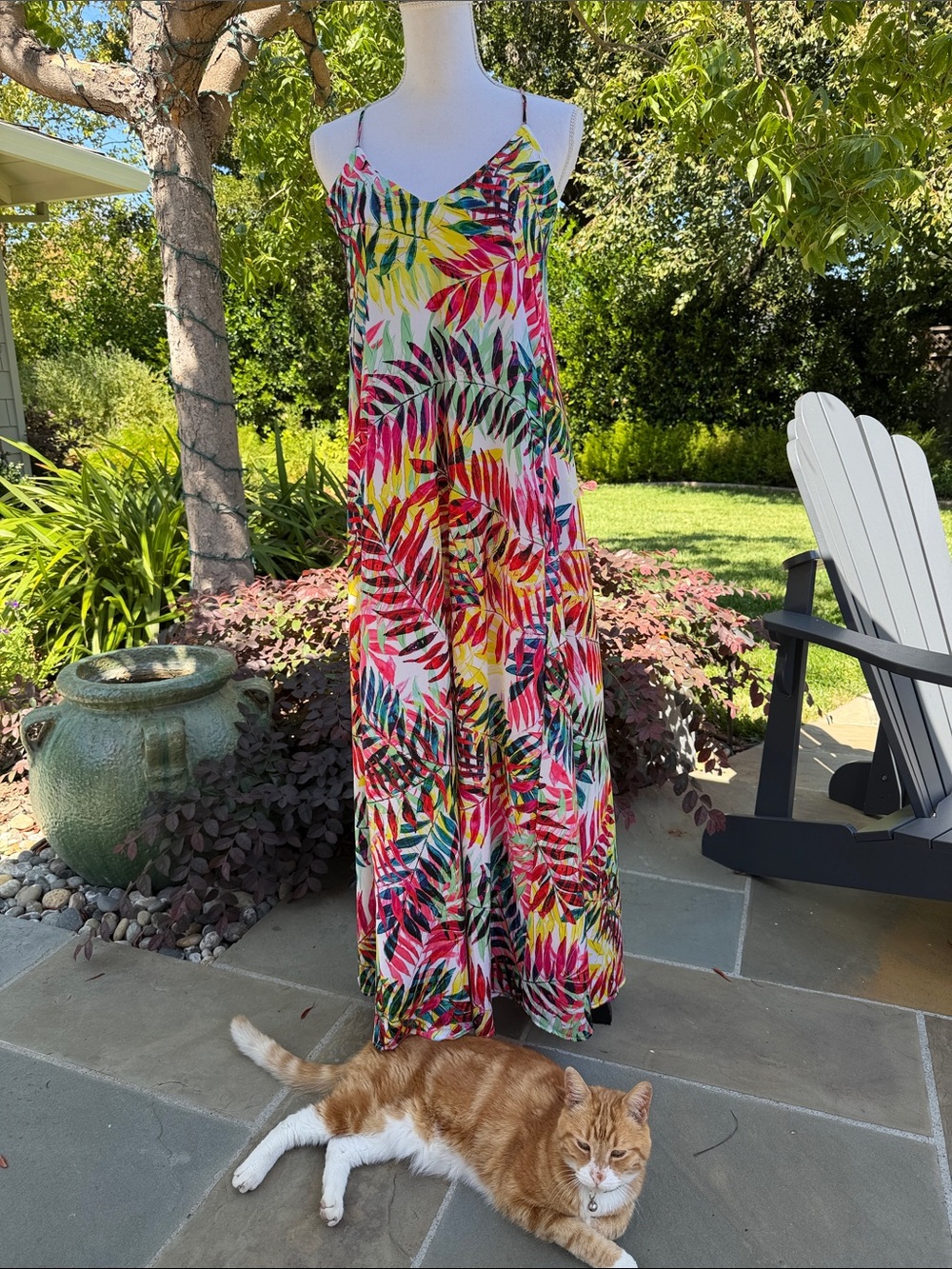Sleeveless Fern Print Maxi Dress